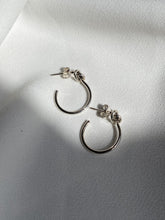 Aretes arracadas chicas nudo de plata mujer