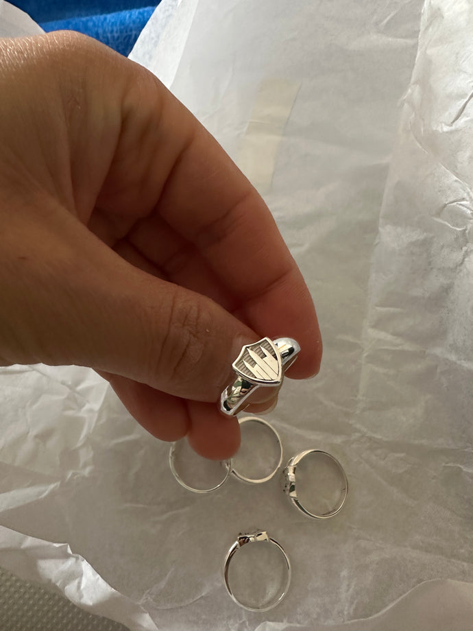 Anillo liso