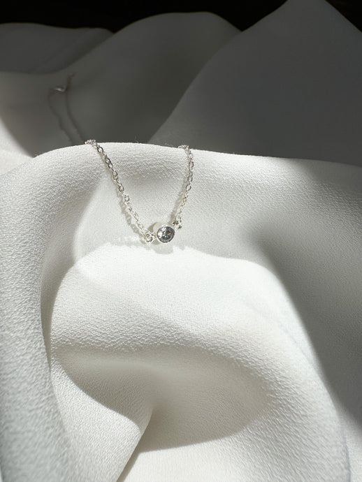 Zirconia mini, Collar de plata ley .925